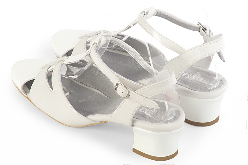 Off white women's open back T-strap shoes. Round toe. Low kitten heels. Rear view - Florence KOOIJMAN